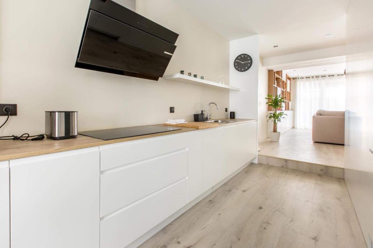 Appartement spacieux et moderne 4 chambres à 5mn à pieds République Lille Extérieur photo